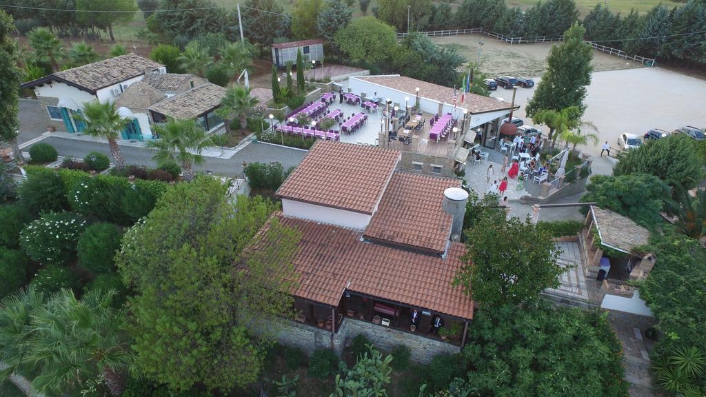 Agriturismo Terranova ピスティッチ エクステリア 写真