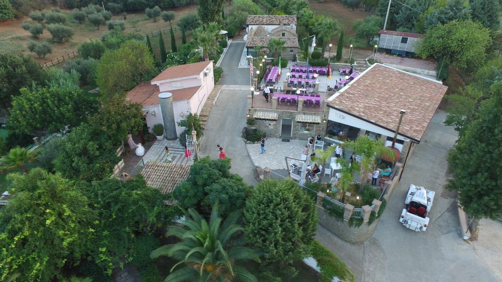 Agriturismo Terranova ピスティッチ エクステリア 写真